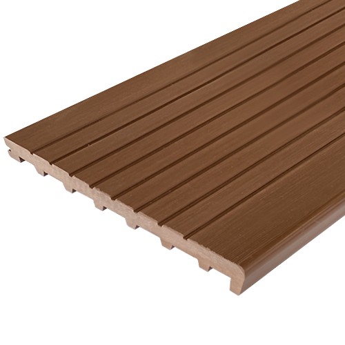 Ступень ДПК Latitudo Step-320 Каштан Полнотелая купить в Кировске